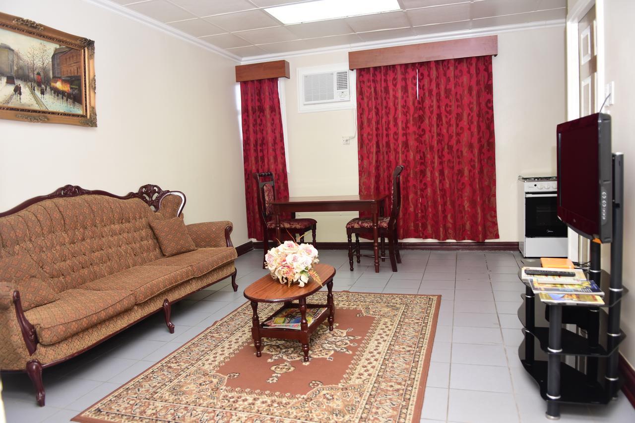 Regency Suites Hotel Georgetown Esterno foto